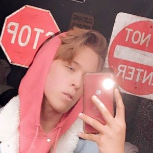 Meet your Posher, Mark